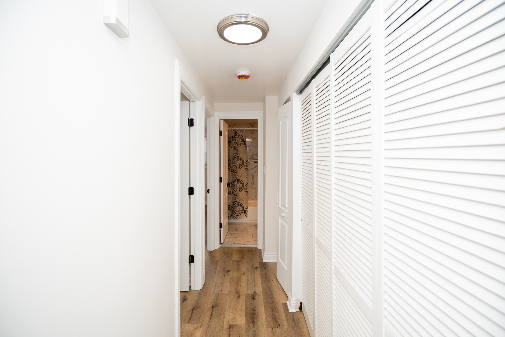 16551 Plymouth Drive, Markham, IL 60428