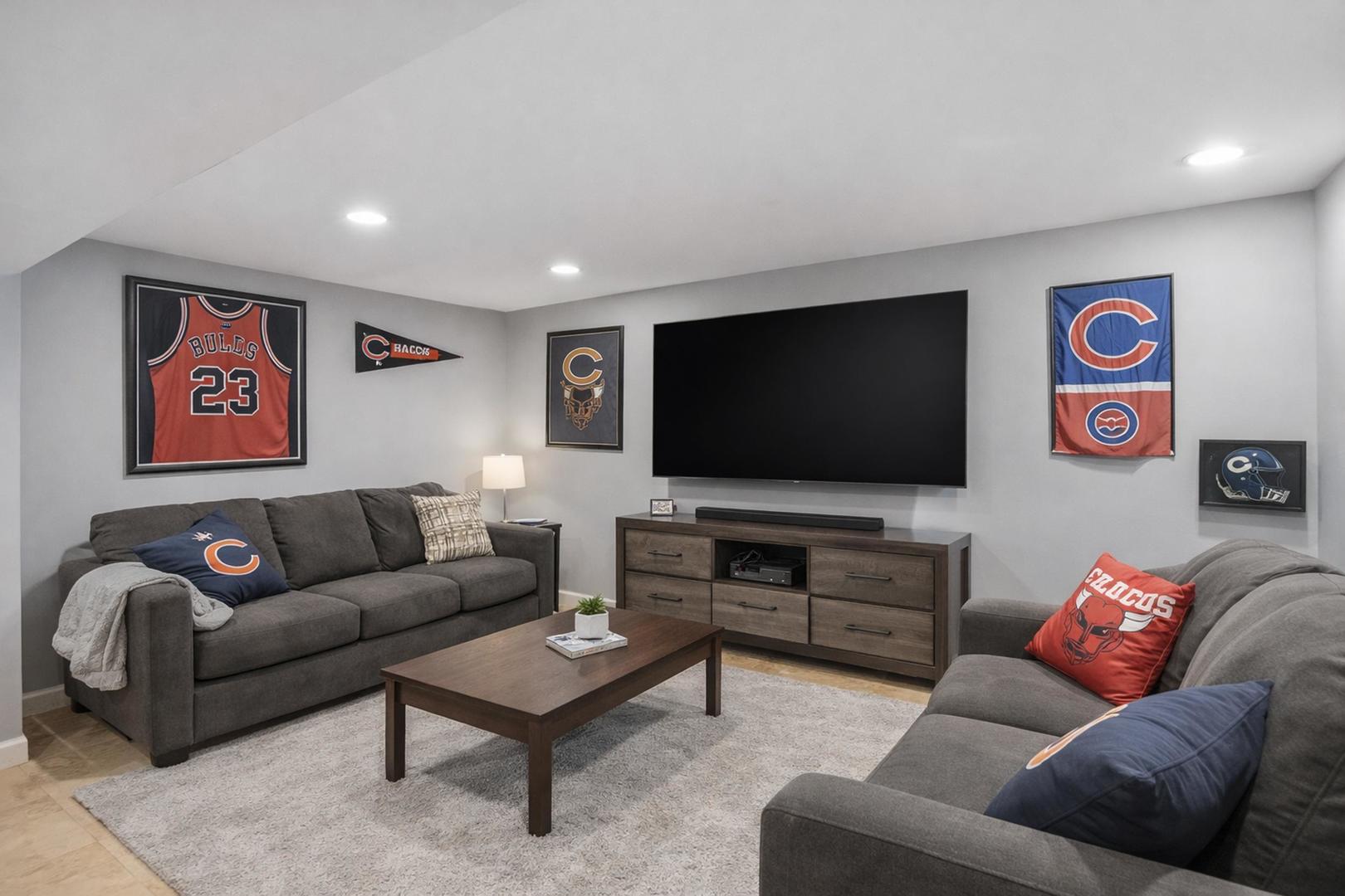 7118 S Indiana Avenue, Chicago, IL 60619