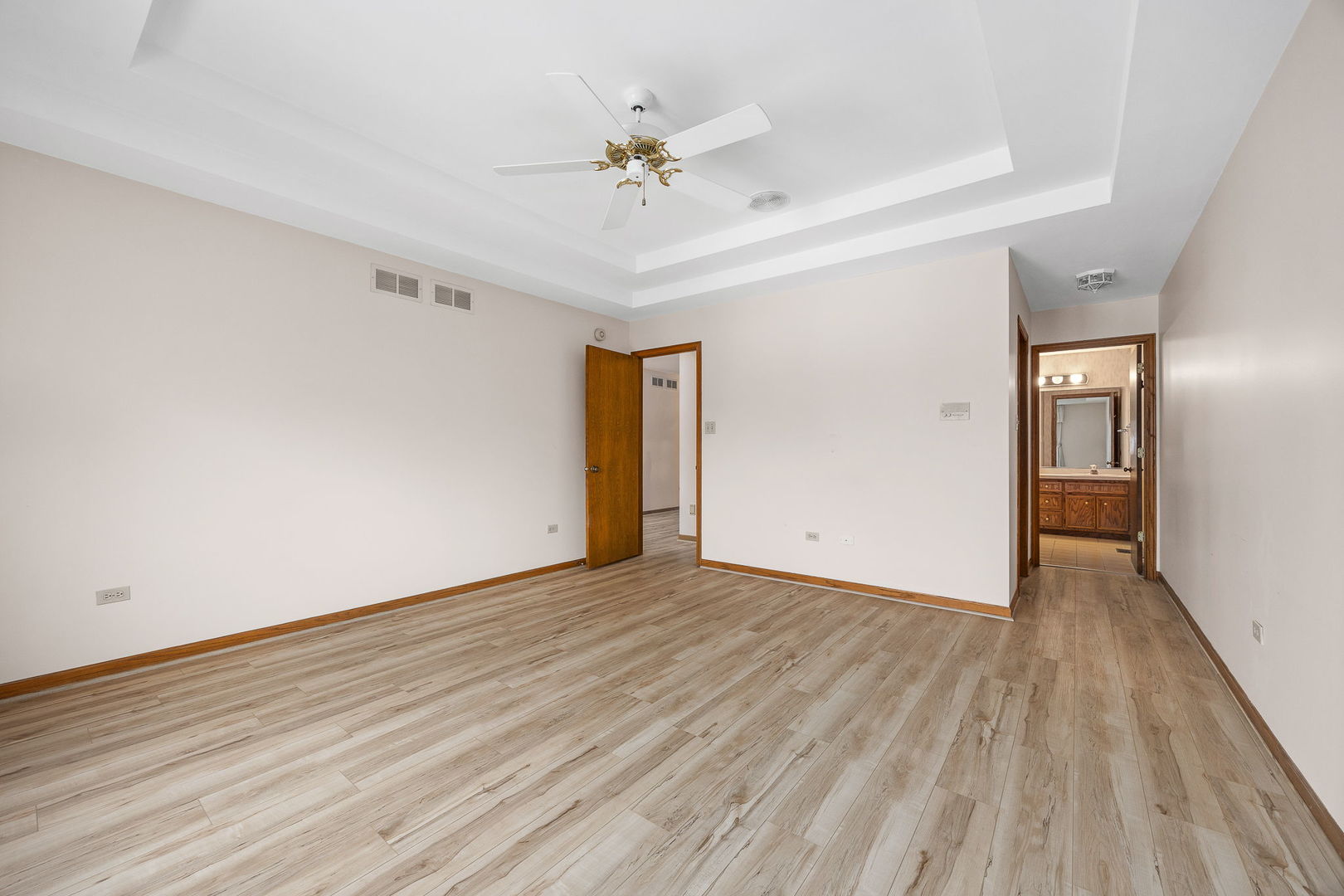 17935 Lennan Brook Lane, Orland Park, IL 60467