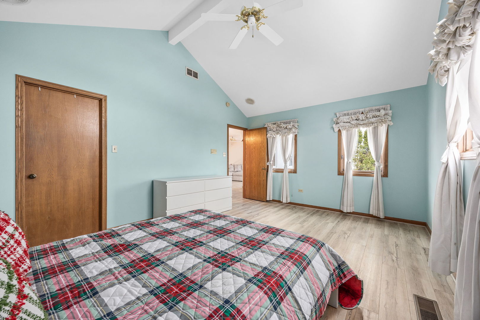 17935 Lennan Brook Lane, Orland Park, IL 60467