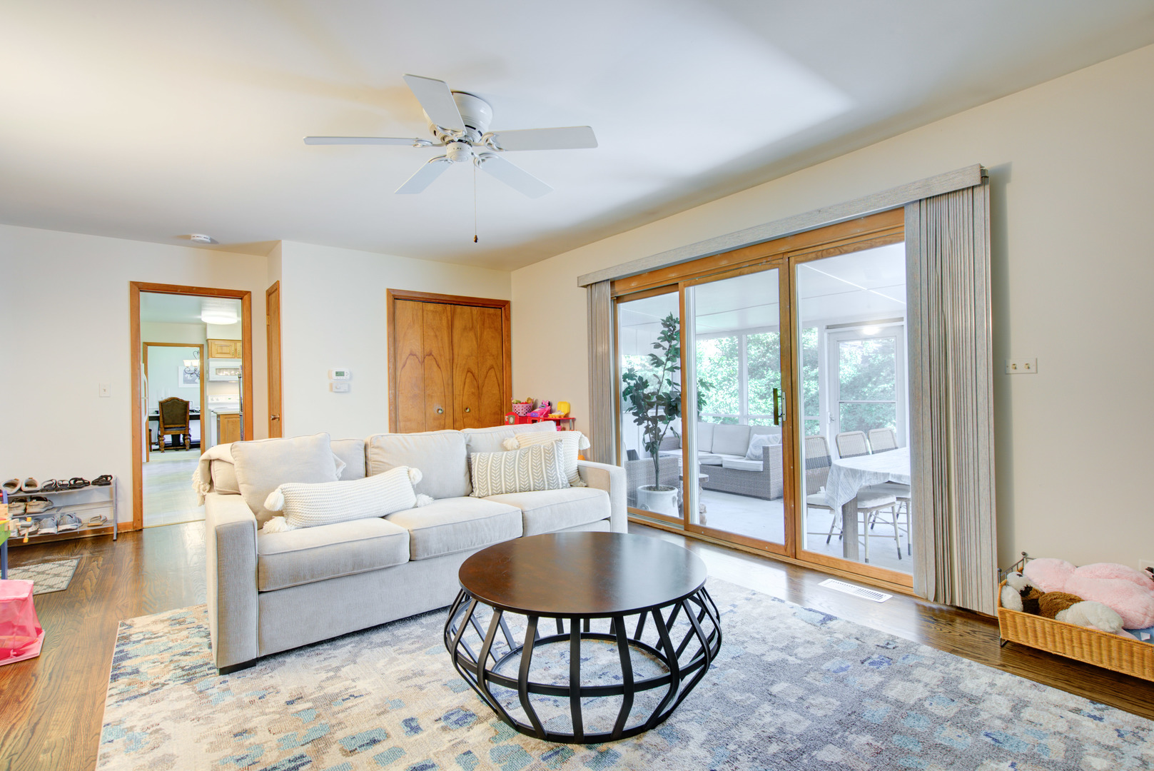 1236 Hercules Lane, Naperville, IL 60540