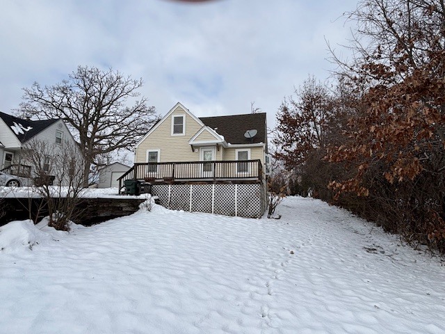 608 Mohawk Drive, Round Lake Heights, IL 60073