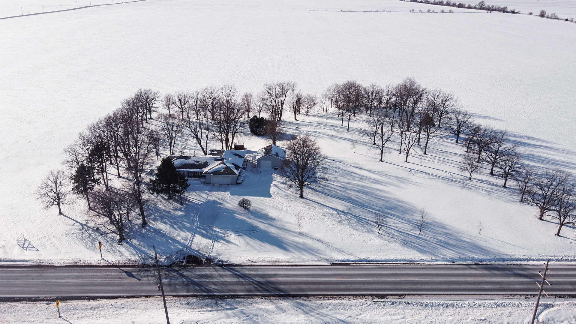 32209 N 1500 East Road, Blackstone, IL 61313