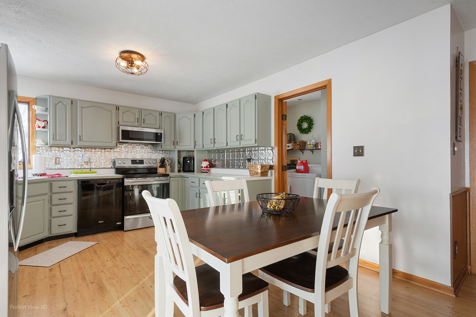 32209 N 1500 East Road, Blackstone, IL 61313