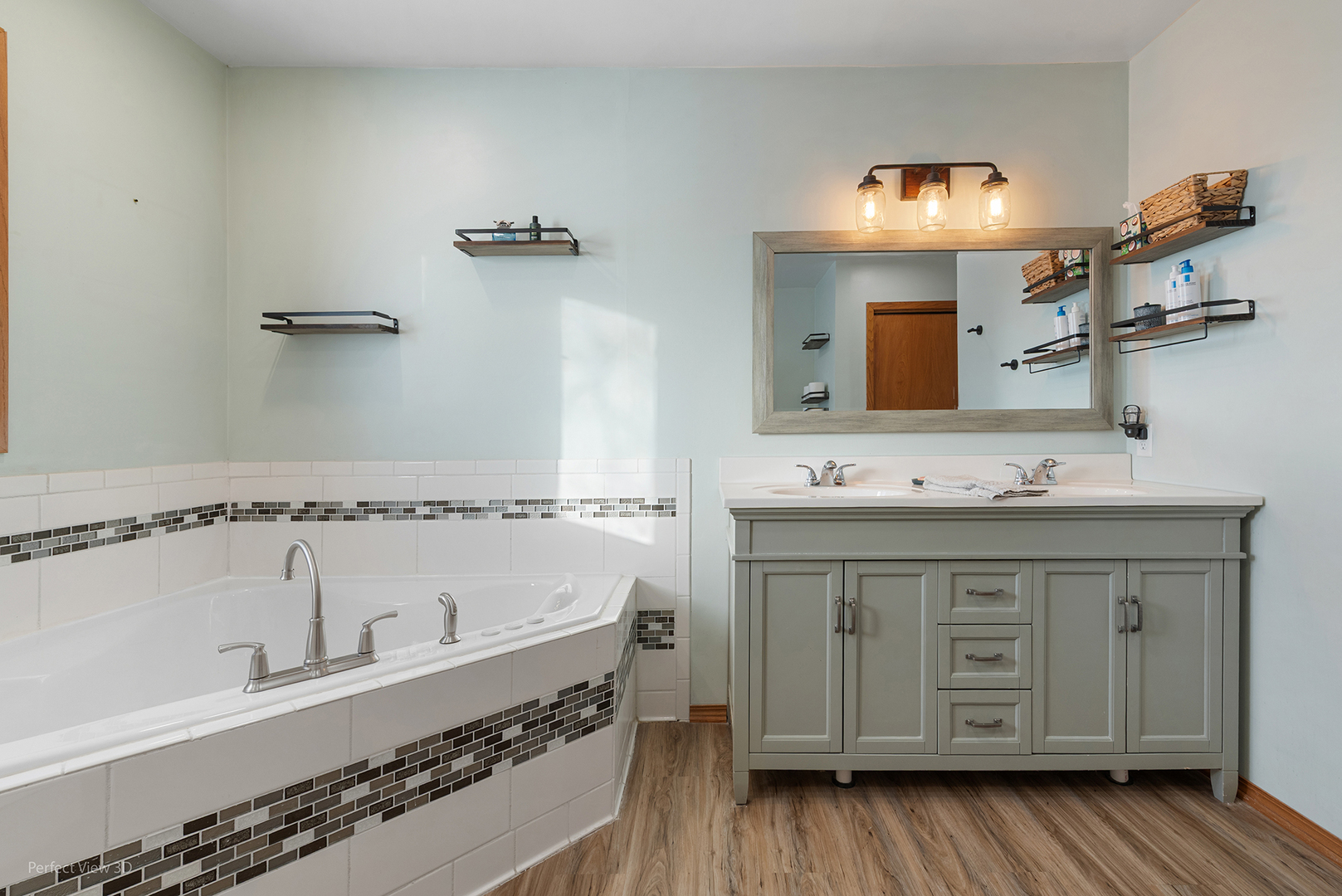 32209 N 1500 East Road, Blackstone, IL 61313