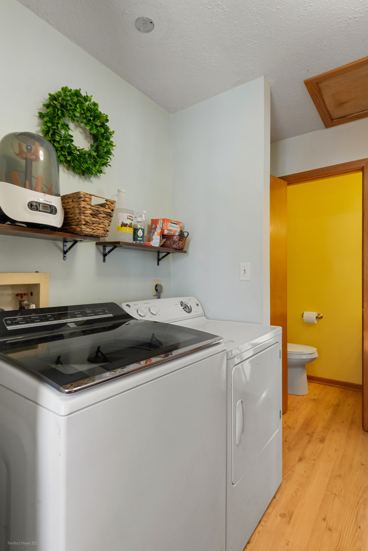 32209 N 1500 East Road, Blackstone, IL 61313