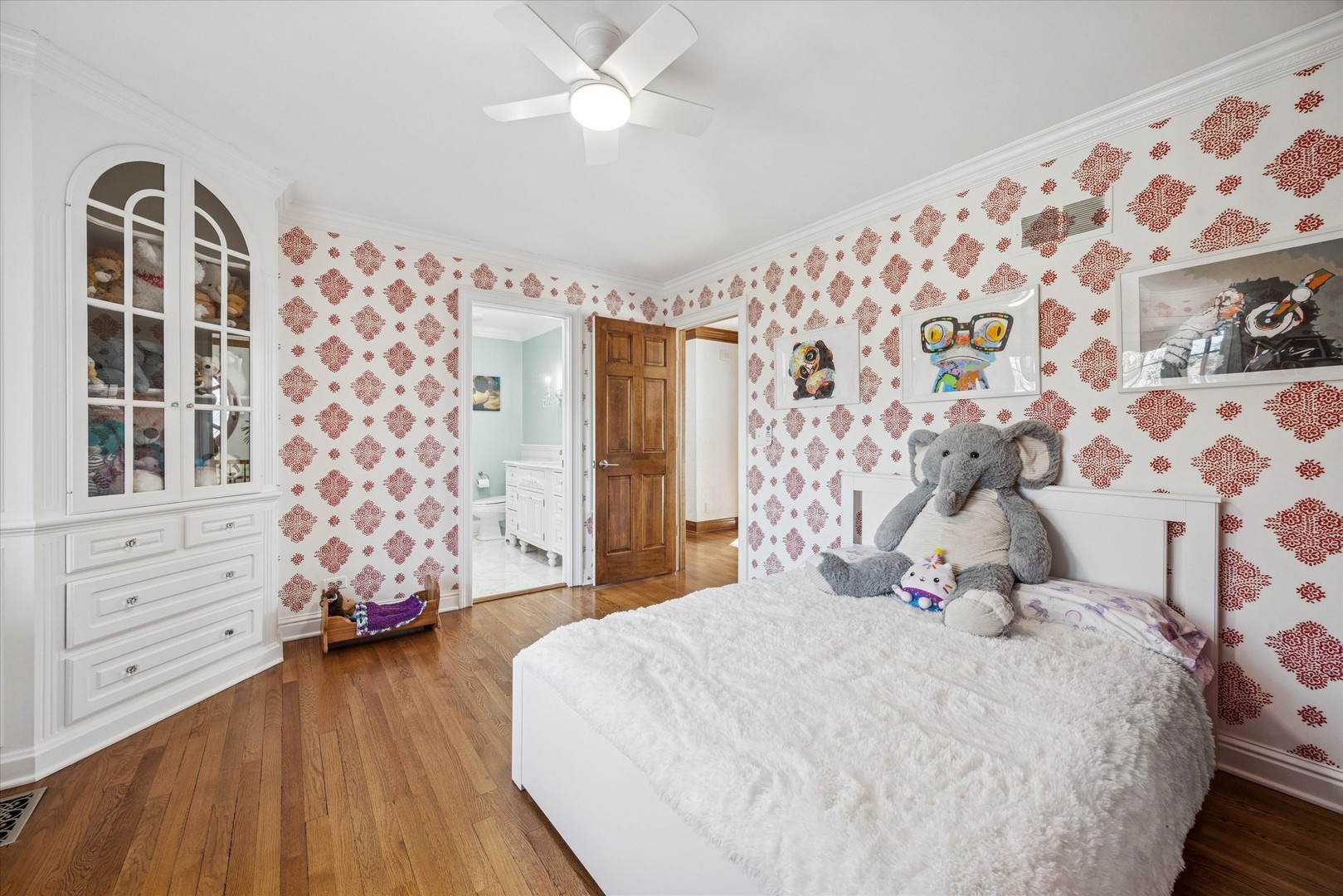 2266 Pebble Creek Drive, Lisle, IL 60532