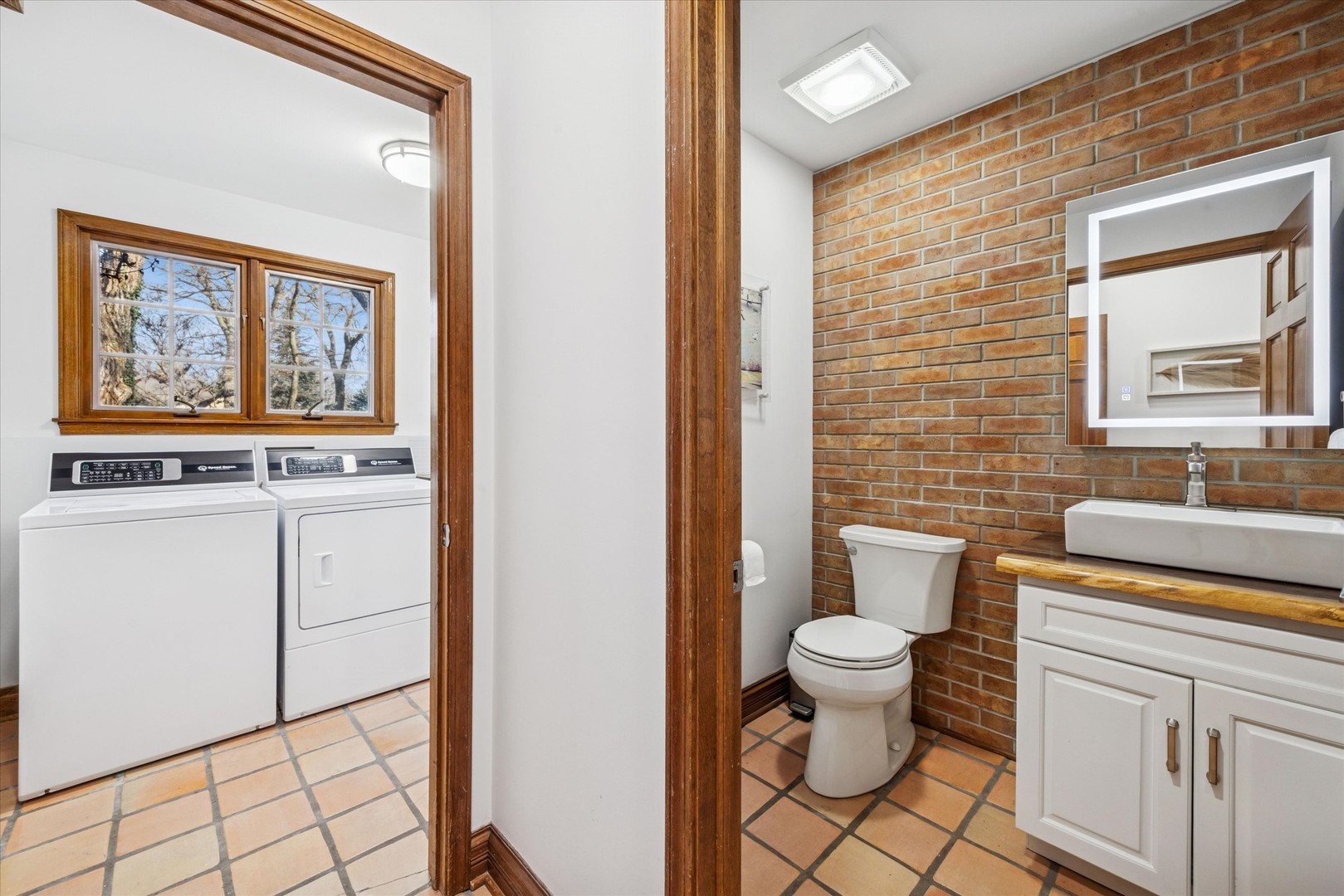 2266 Pebble Creek Drive, Lisle, IL 60532