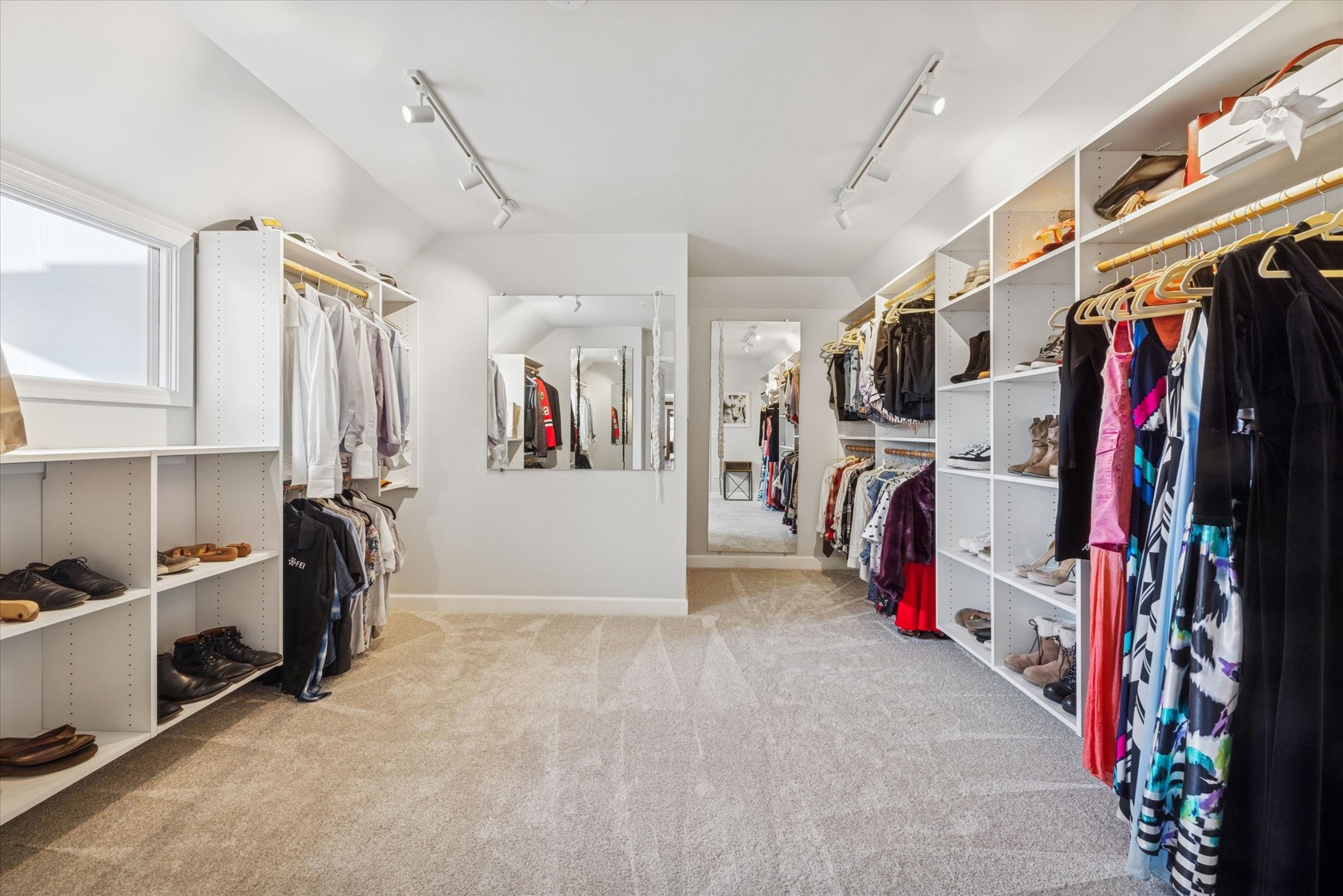 2266 Pebble Creek Drive, Lisle, IL 60532