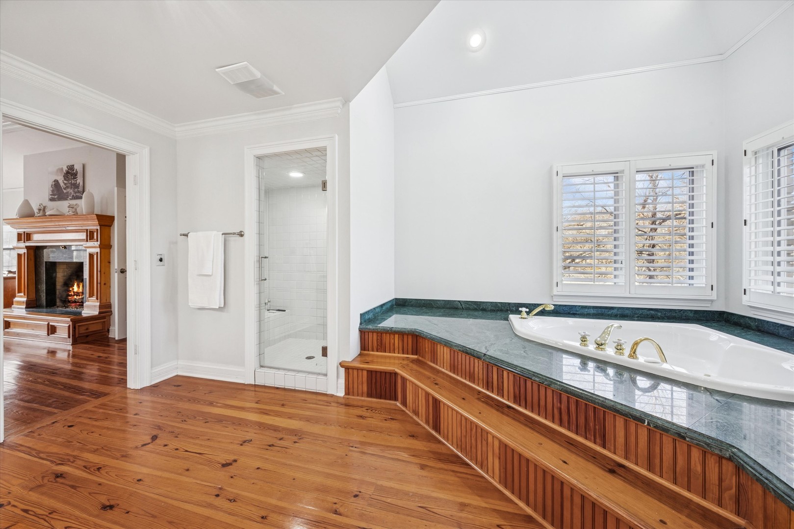 2266 Pebble Creek Drive, Lisle, IL 60532