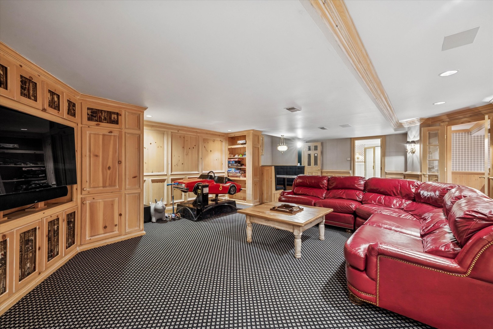 2266 Pebble Creek Drive, Lisle, IL 60532