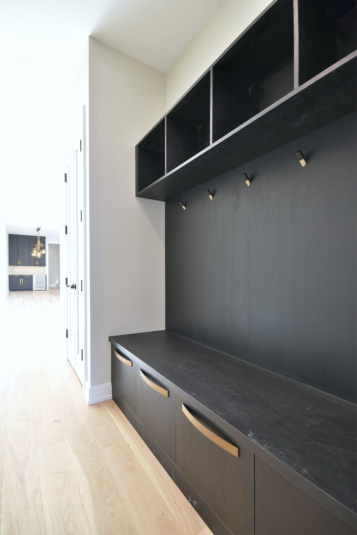 256 Addison Avenue, Elmhurst, IL 60126