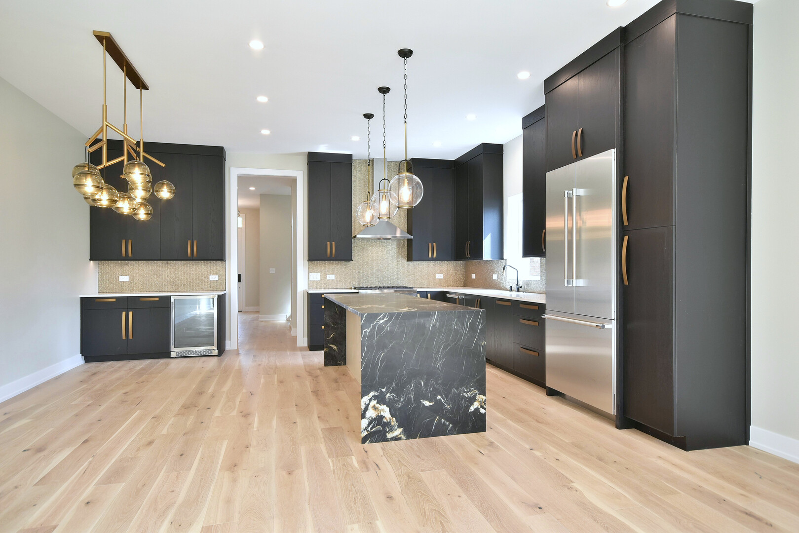 256 Addison Avenue, Elmhurst, IL 60126