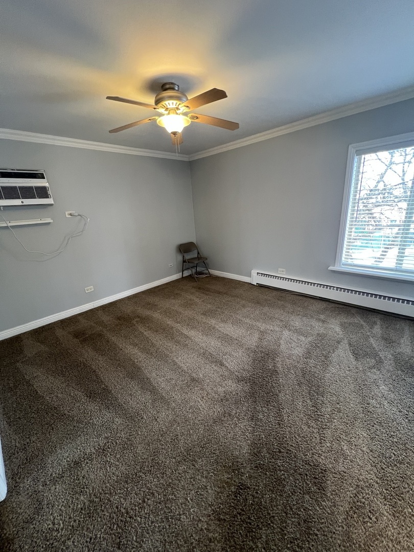 910 W Alleghany Drive #2A, Arlington Heights, IL 60004