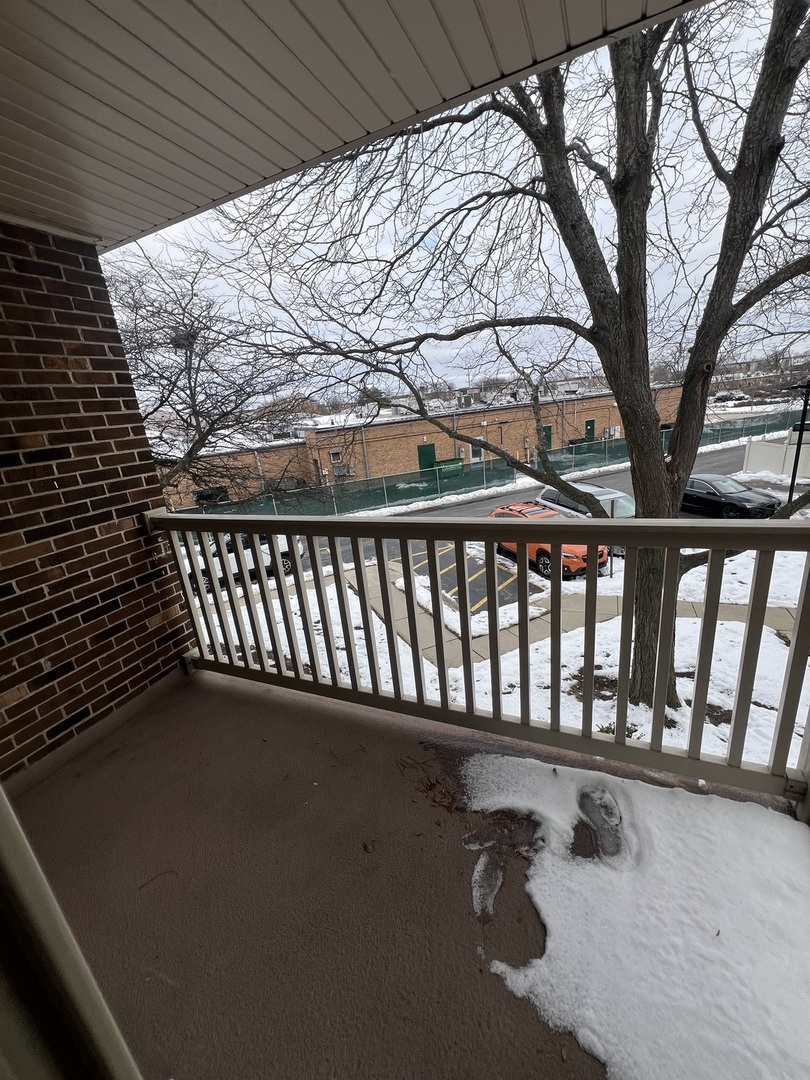 910 W Alleghany Drive #2A, Arlington Heights, IL 60004