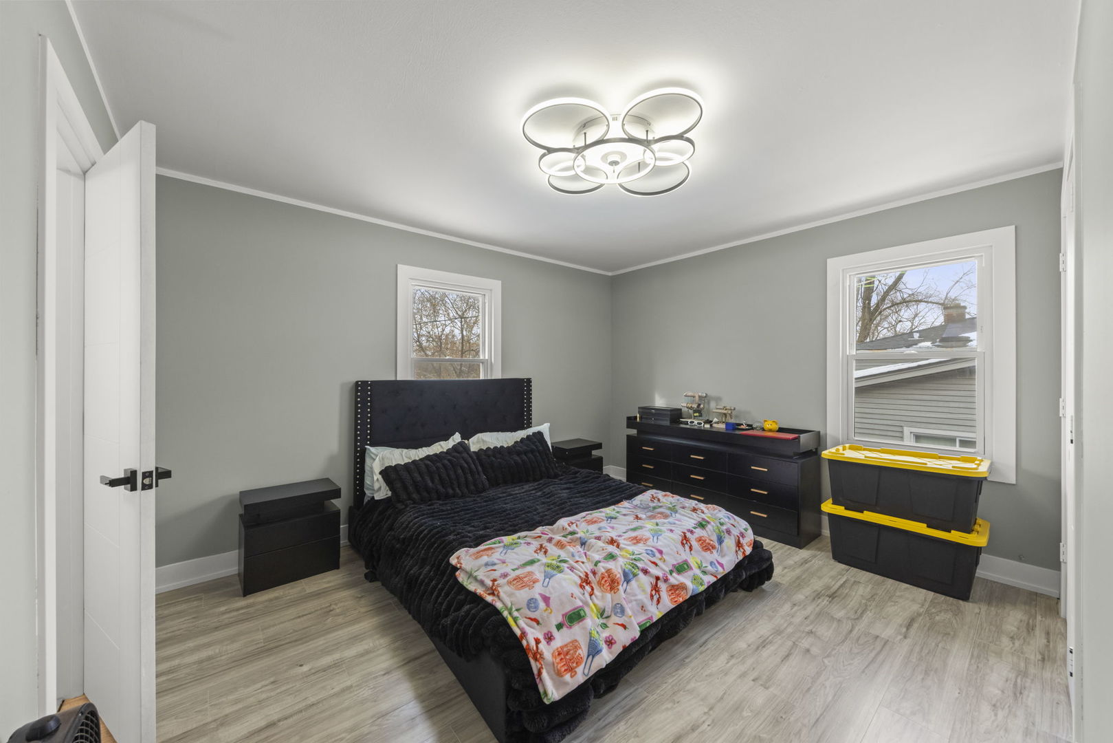 1364 Leslie Lane, Glendale Heights, IL 60139