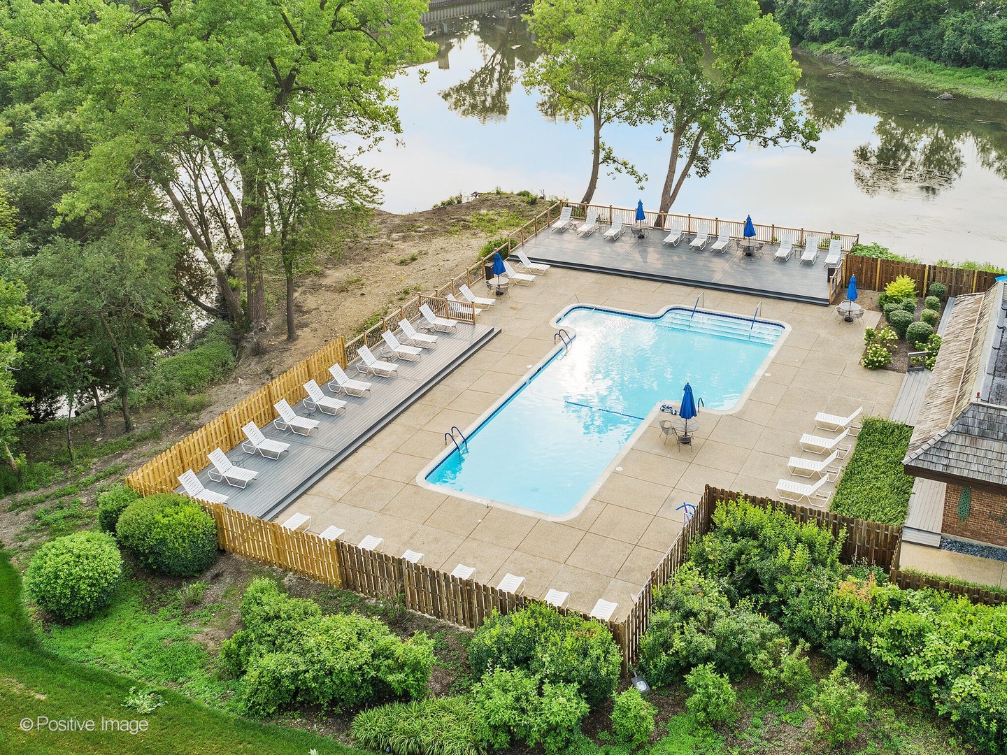 1401 Burr Oak Road #202B, Hinsdale, IL 60521