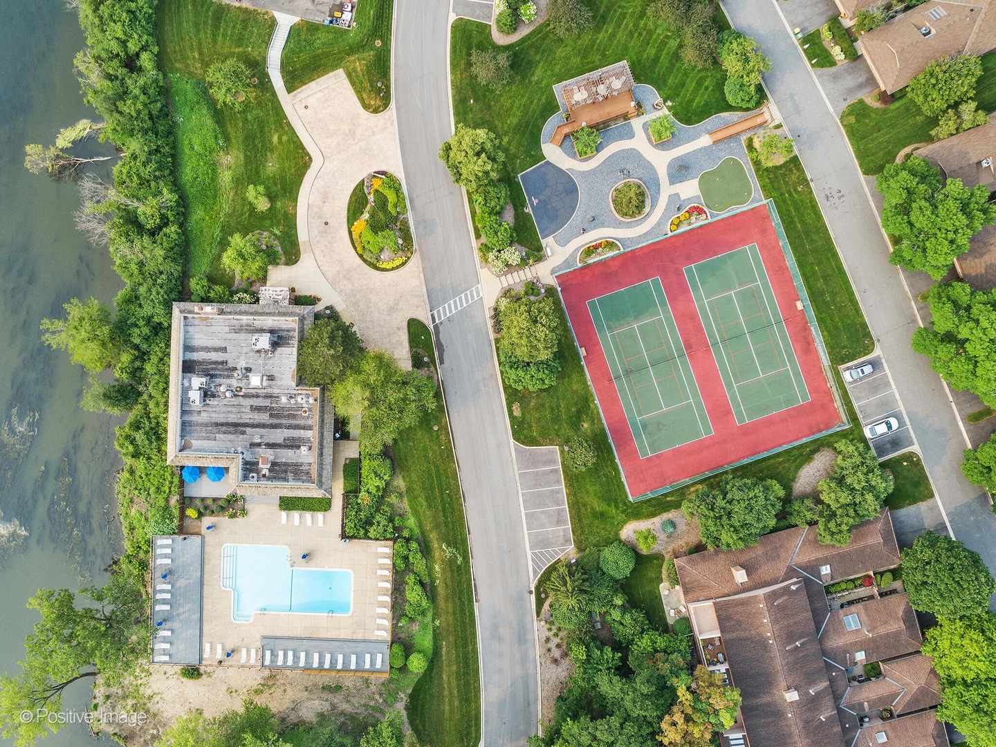 1401 Burr Oak Road #202B, Hinsdale, IL 60521