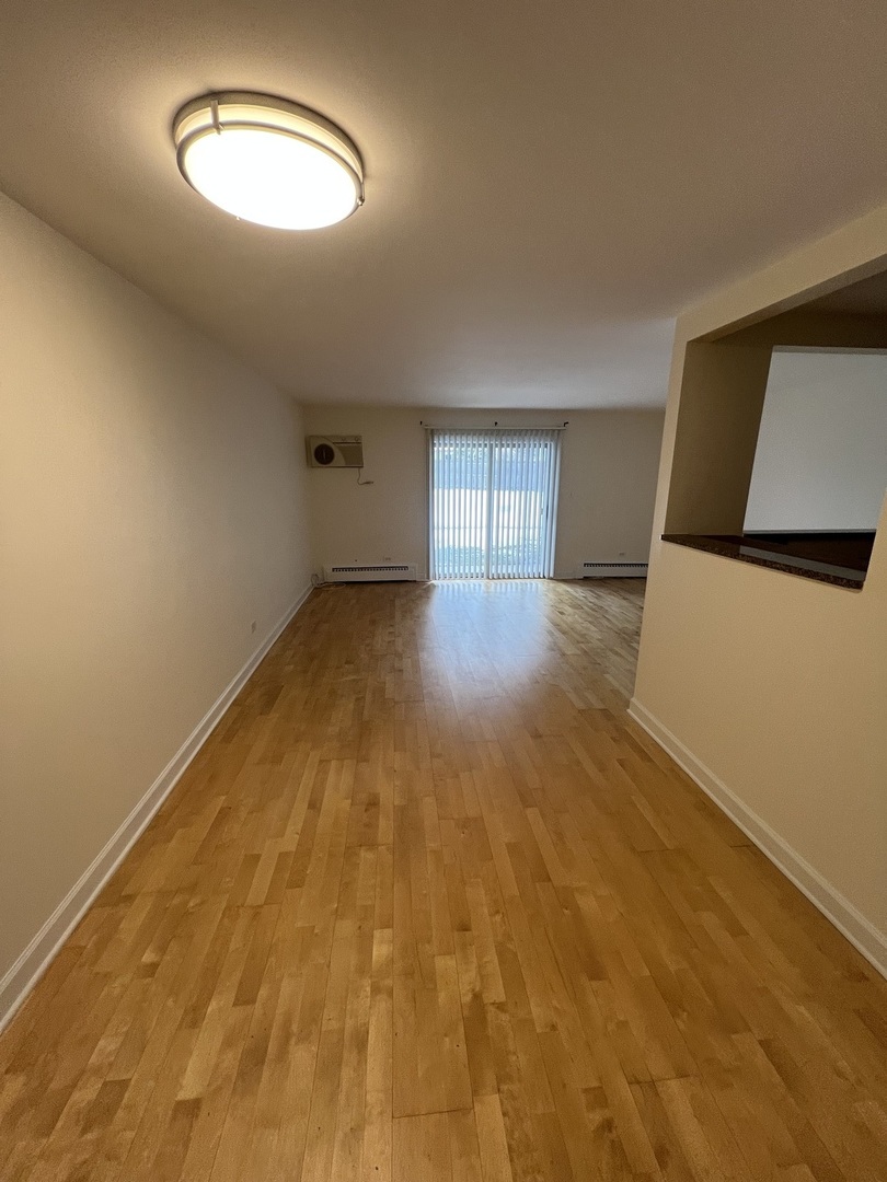 2426 N Kennicott Drive #1B, Arlington Heights, IL 60004