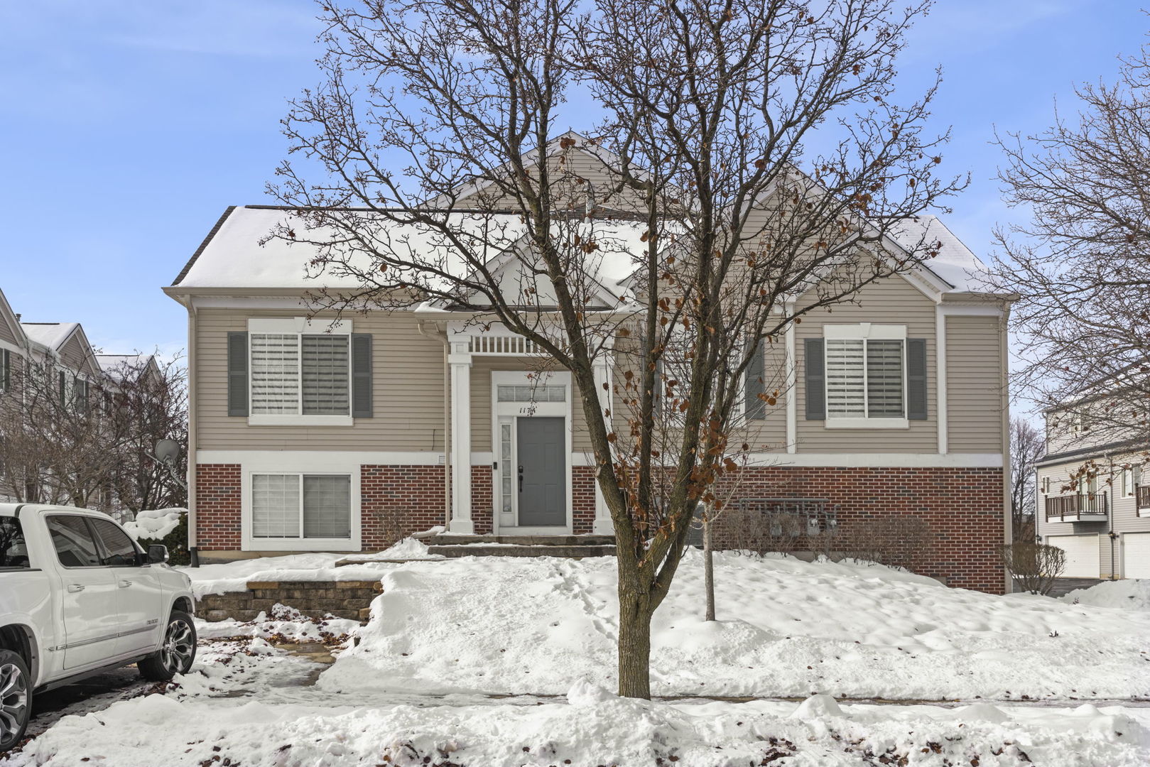 117 Enclave Circle #A, Bolingbrook, IL 60440