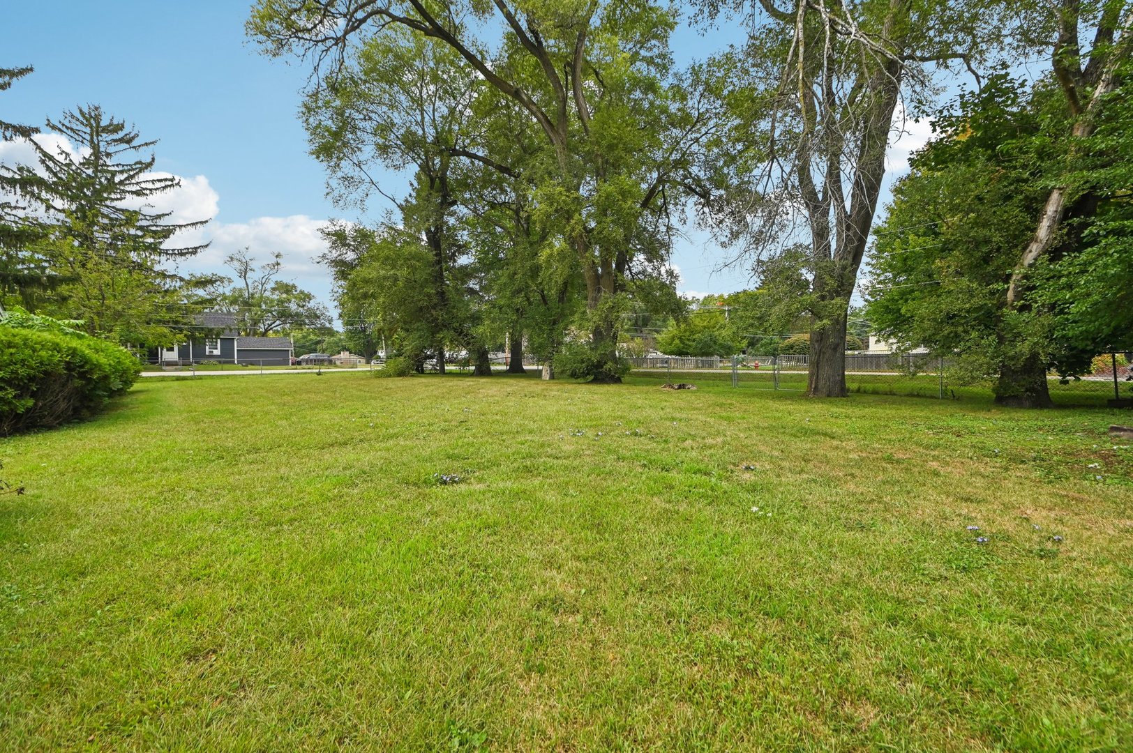 39161 N Holdridge Avenue, Beach Park, IL 60099