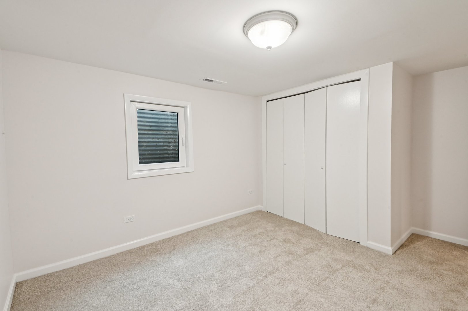 39161 N Holdridge Avenue, Beach Park, IL 60099