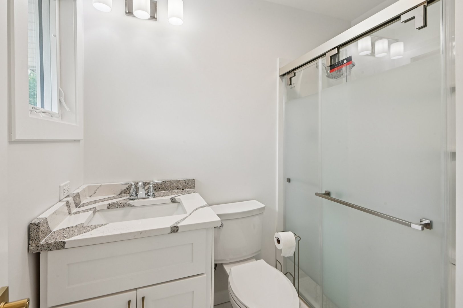 39161 N Holdridge Avenue, Beach Park, IL 60099