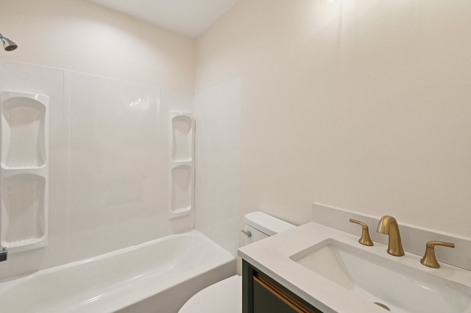 39161 N Holdridge Avenue, Beach Park, IL 60099