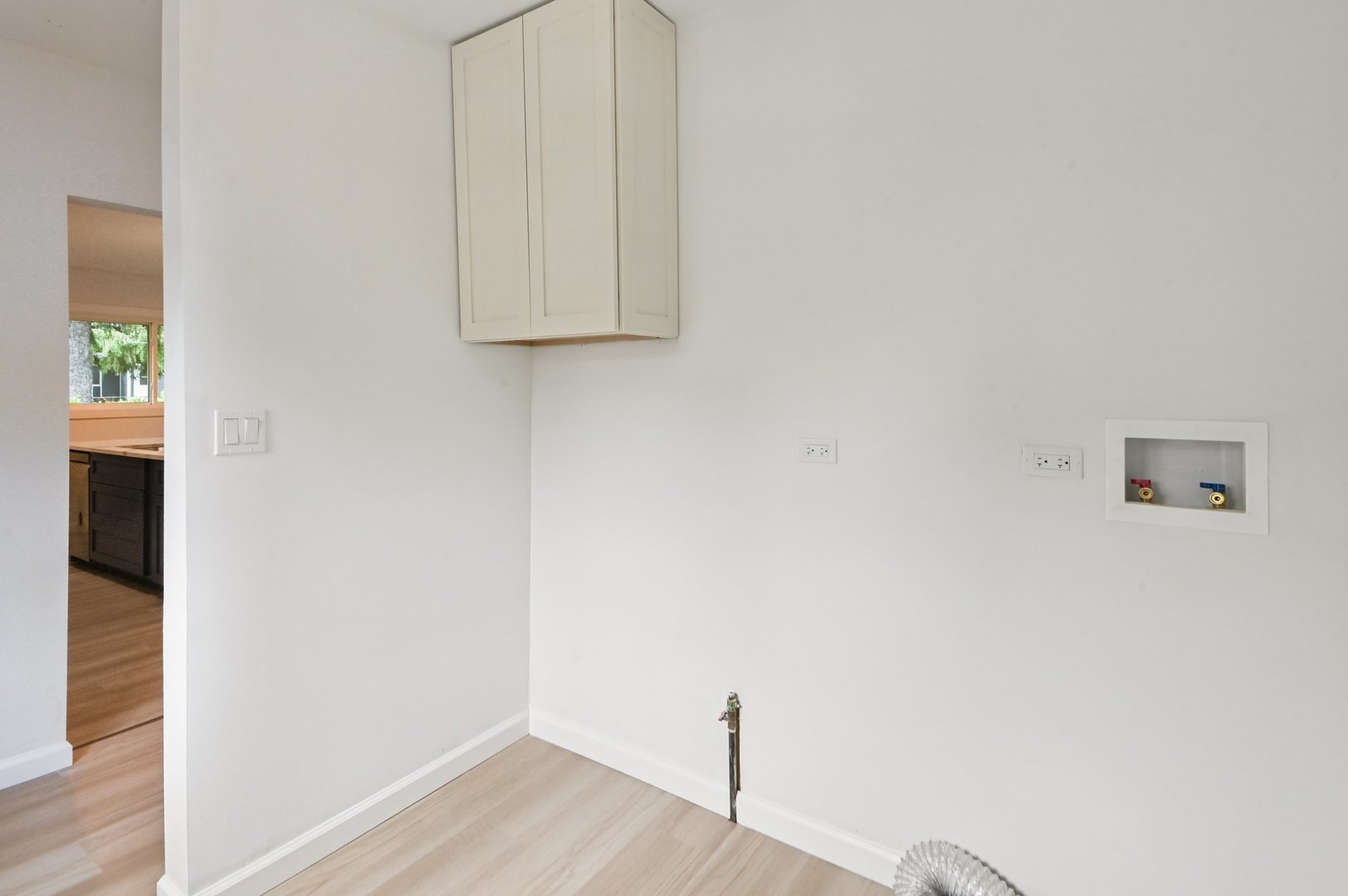 39161 N Holdridge Avenue, Beach Park, IL 60099