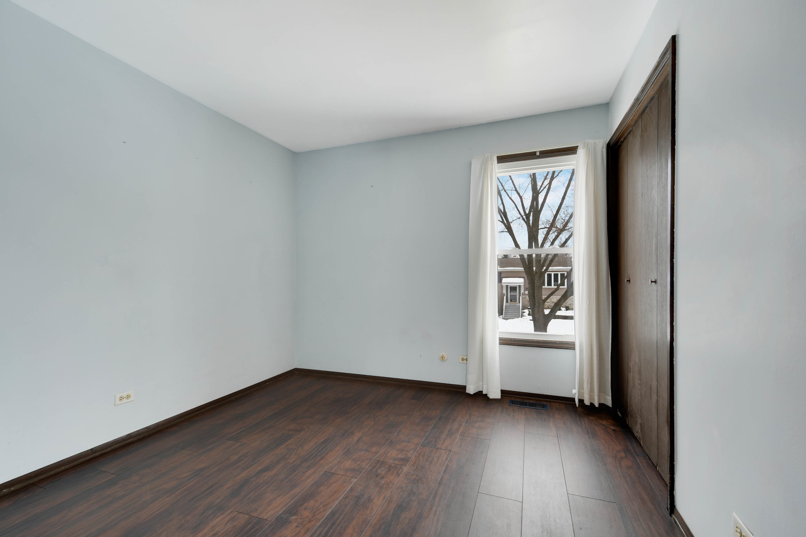 534 Cottonwood Circle, Bolingbrook, IL 60440