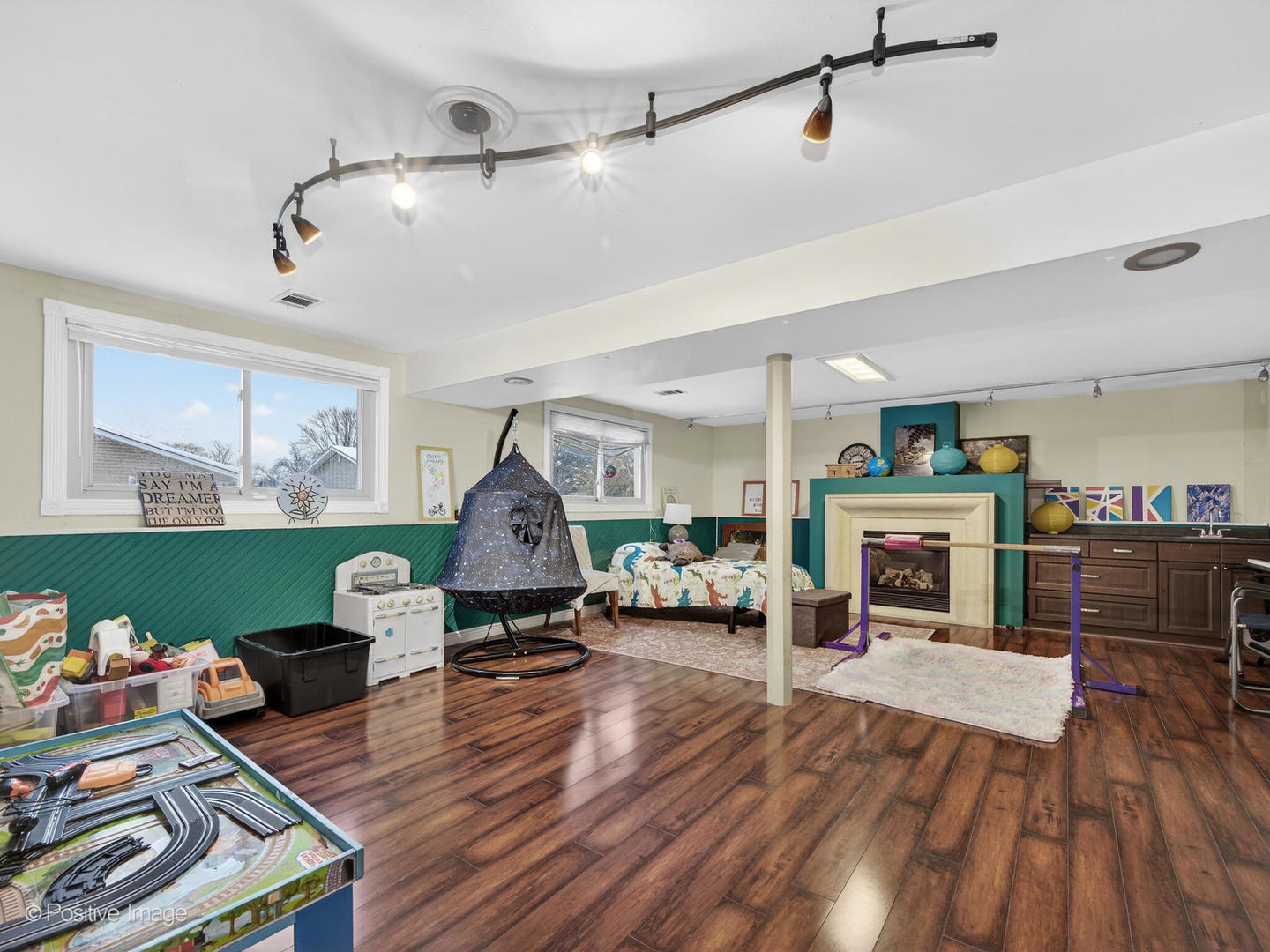 2419 59th Street, Woodridge, IL 60517