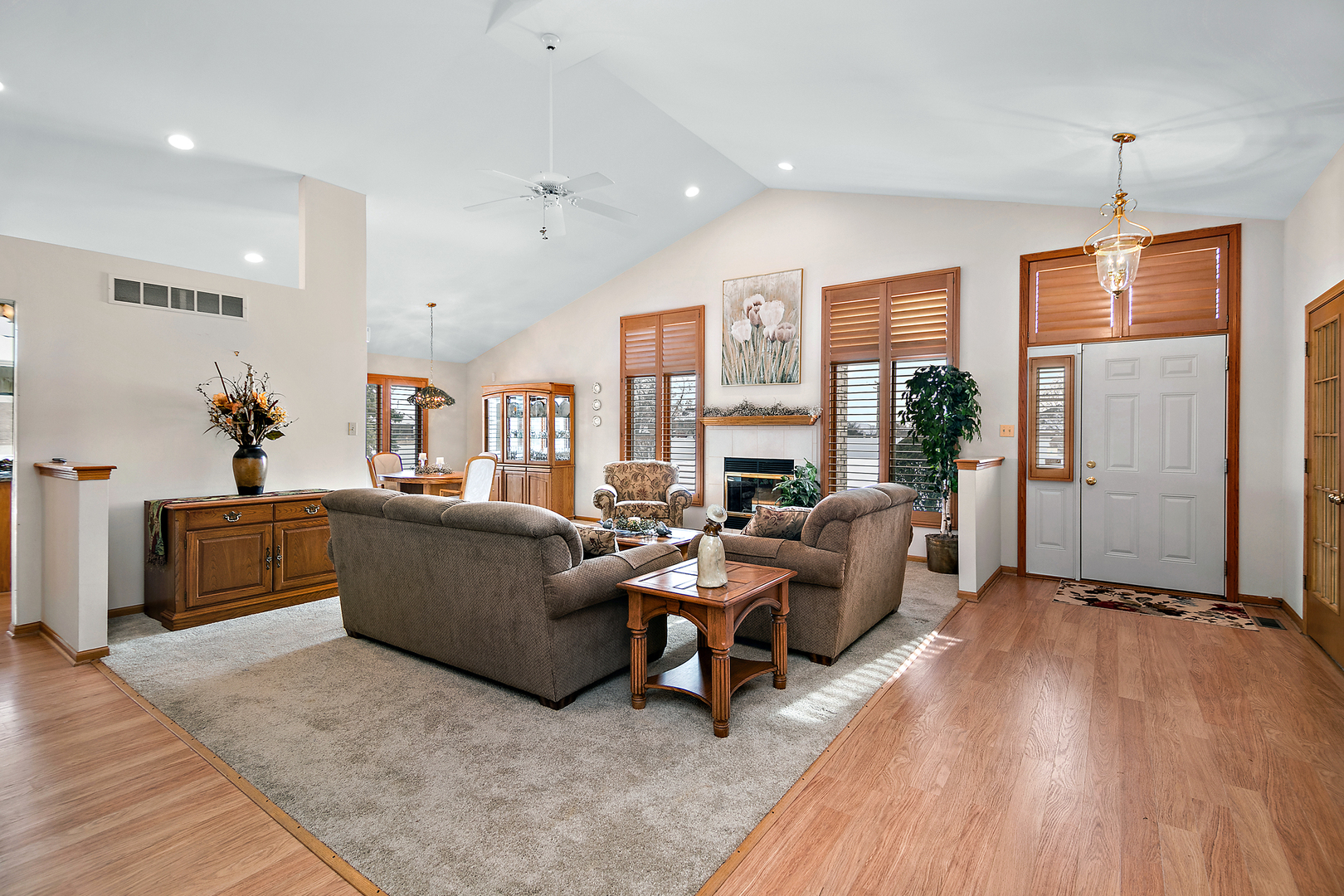 18227 Hummingbird Drive, Tinley Park, IL 60487