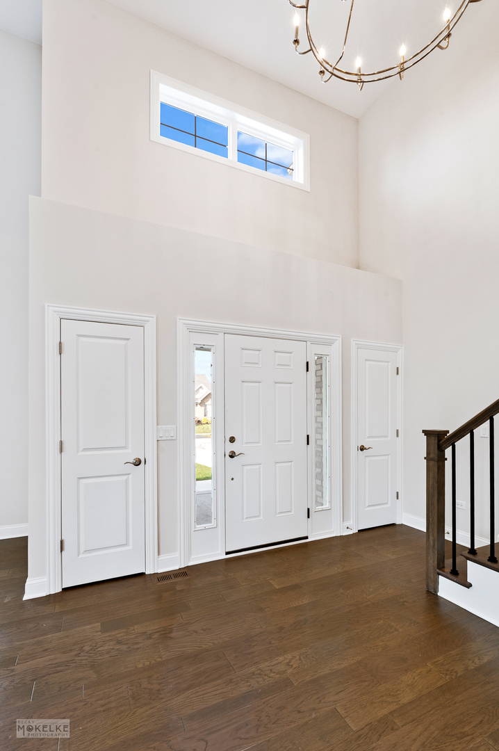 16514 S Mueller Circle, Plainfield, IL 60586