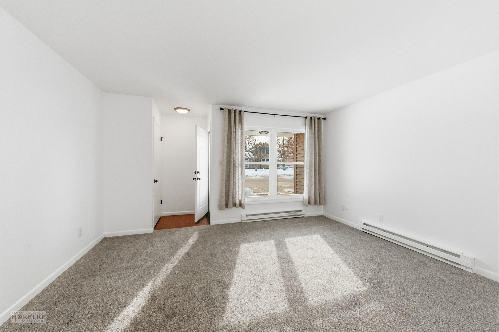 105 W Somonauk Street, Yorkville, IL 60560