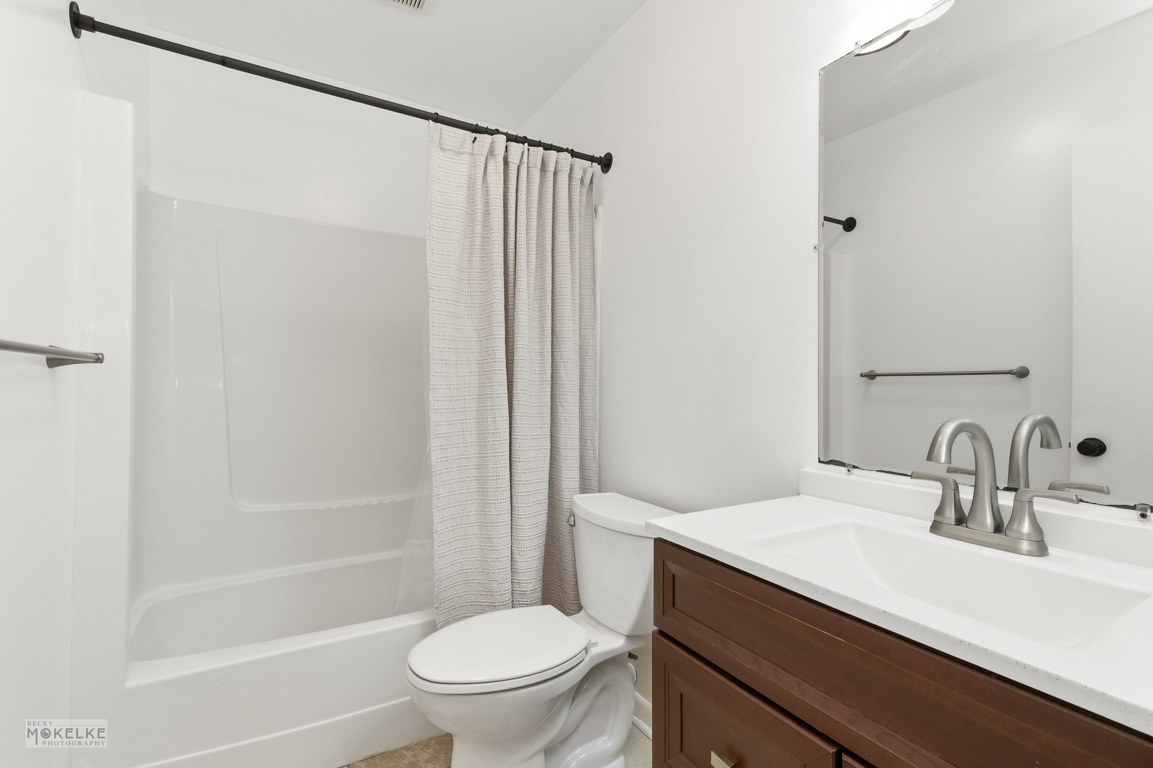 105 W Somonauk Street, Yorkville, IL 60560