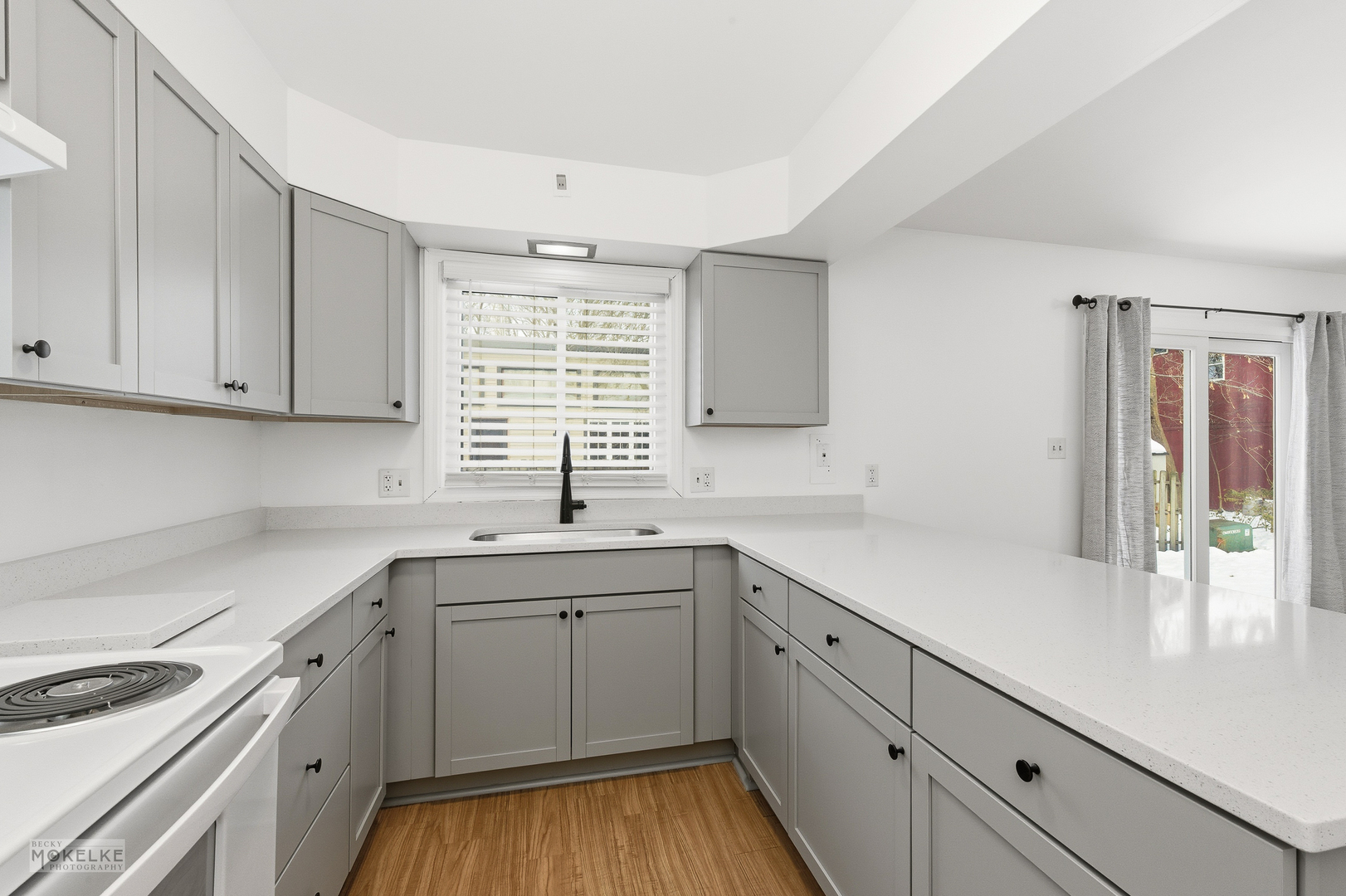 105 W Somonauk Street, Yorkville, IL 60560