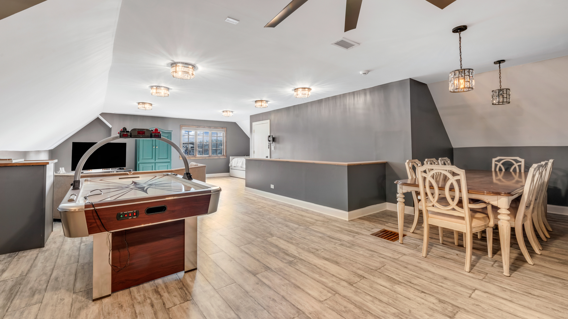 137 Singletree Road, Orland Park, IL 60467