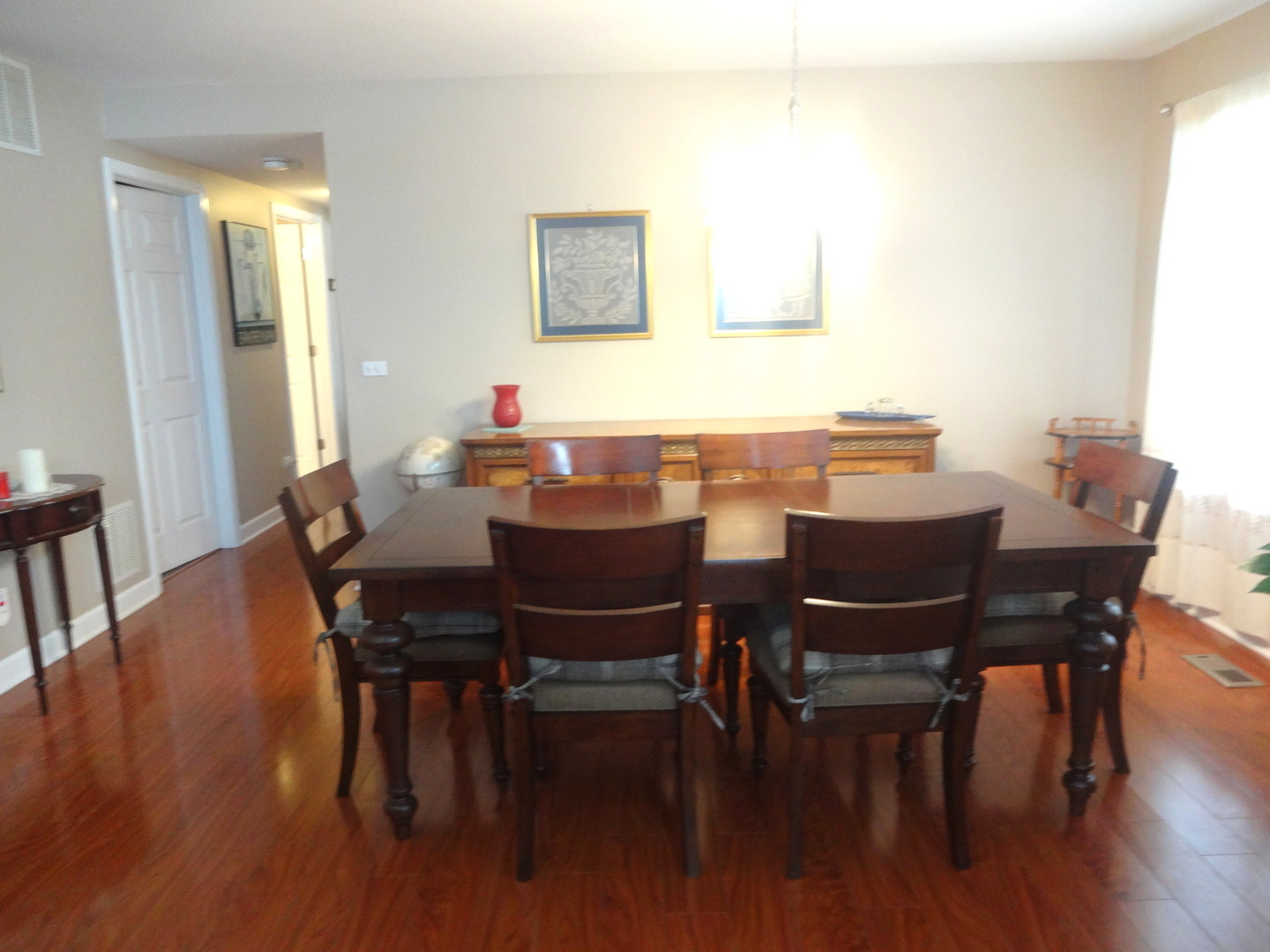 1632 Columbia Circle #4, Bartlett, IL 60103