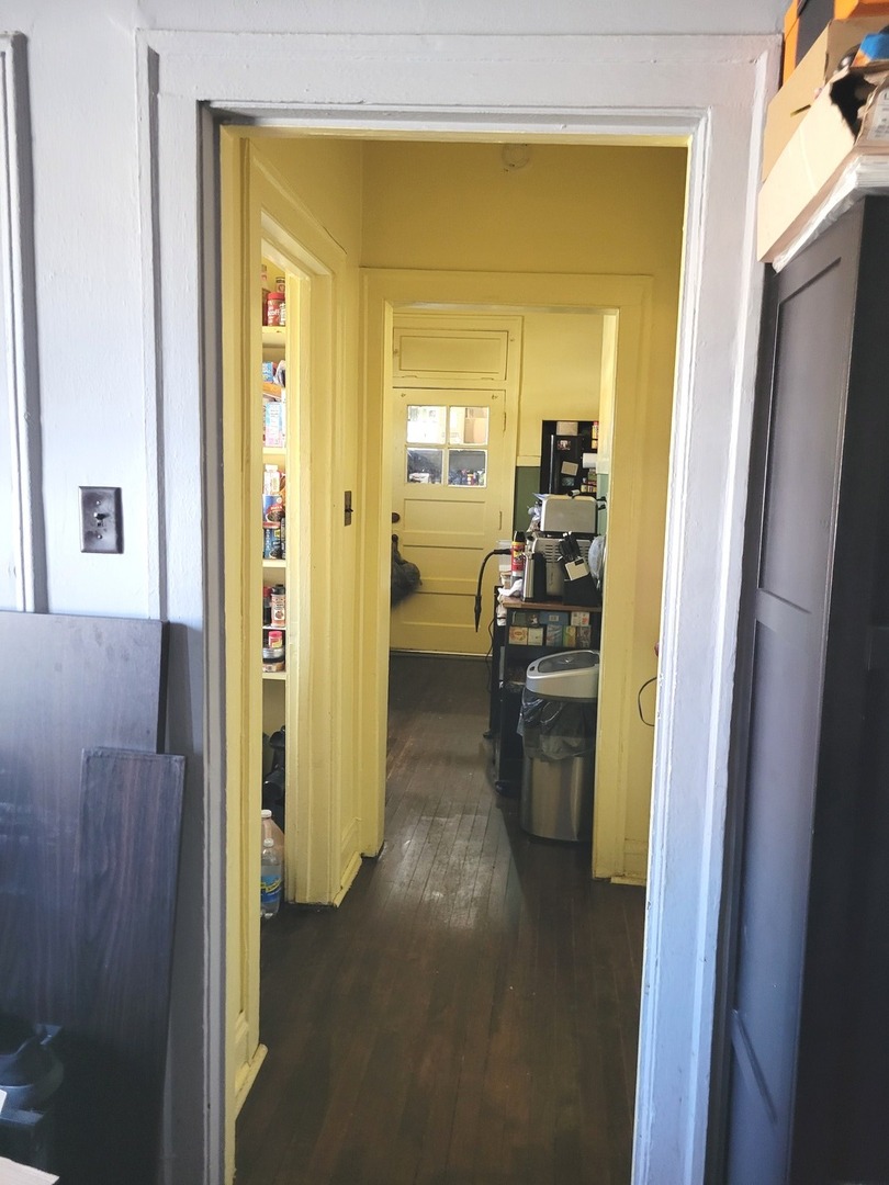 7731 S Cornell Avenue, Chicago, IL 60649