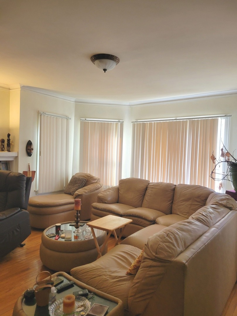 7731 S Cornell Avenue, Chicago, IL 60649