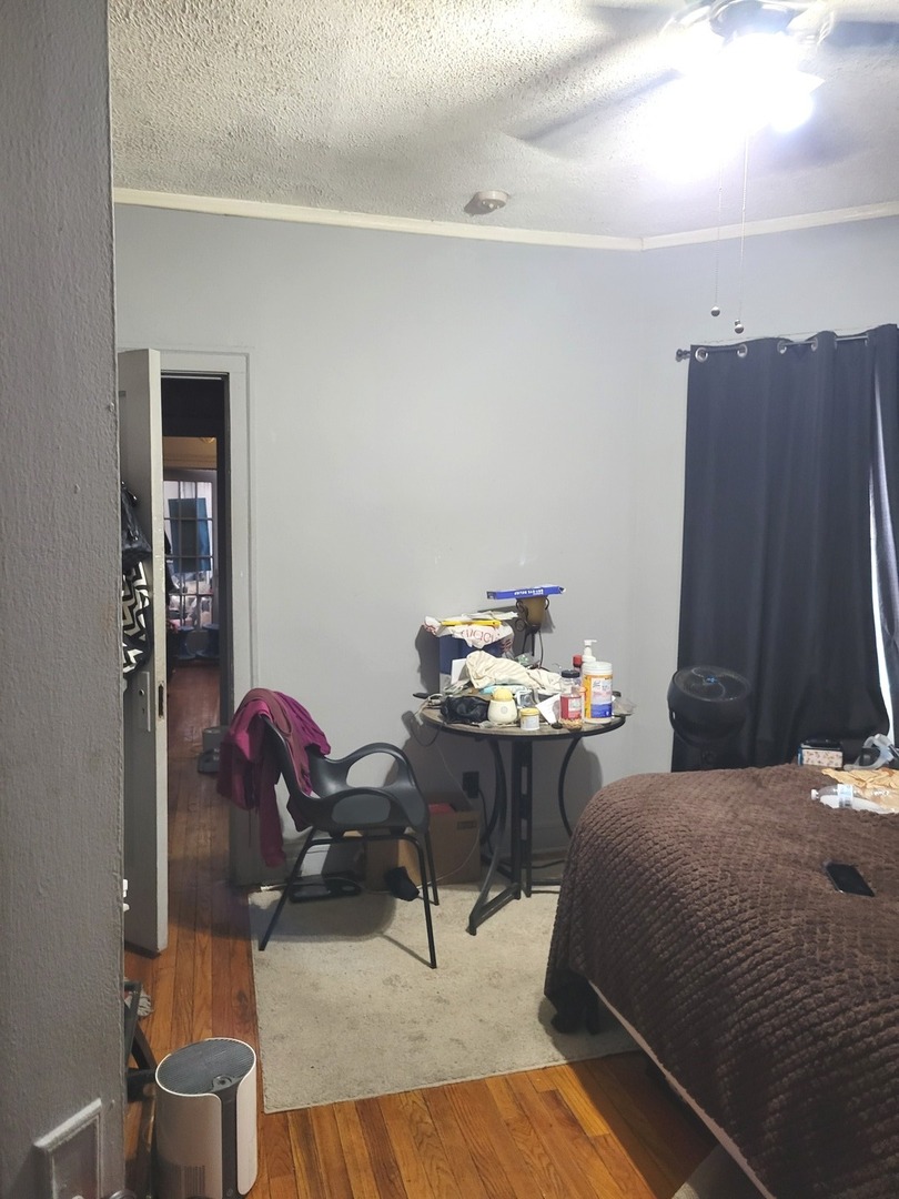 7731 S Cornell Avenue, Chicago, IL 60649