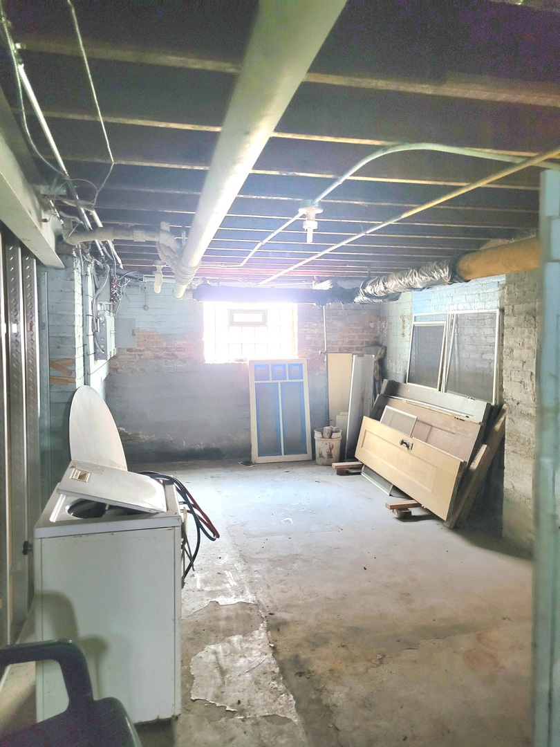 7731 S Cornell Avenue, Chicago, IL 60649