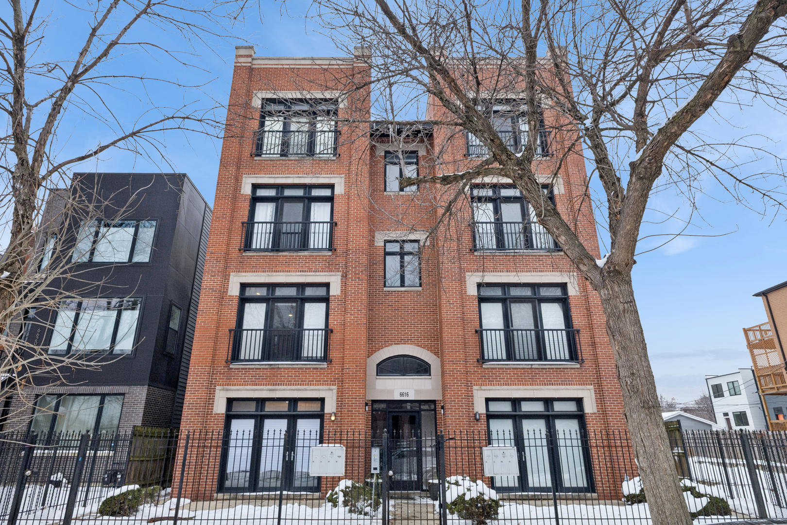 6616 S Kimbark Avenue #1S, Chicago, IL 60637