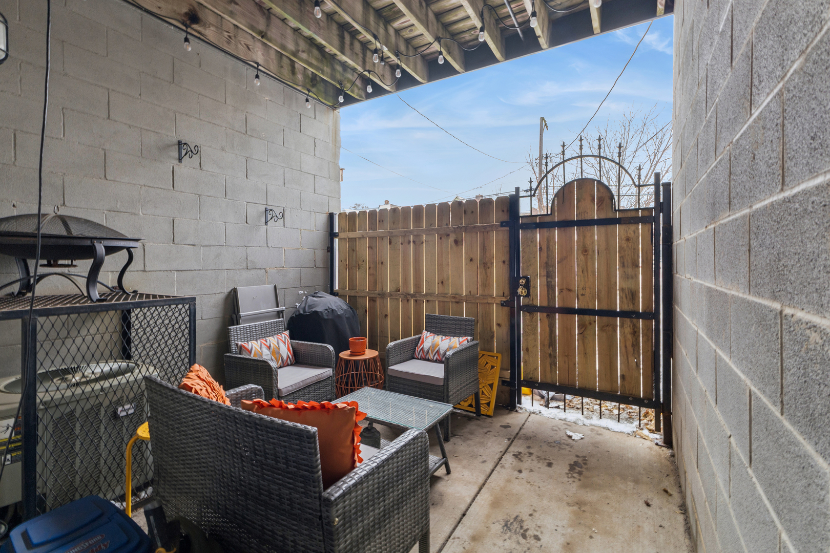 6616 S Kimbark Avenue #1S, Chicago, IL 60637