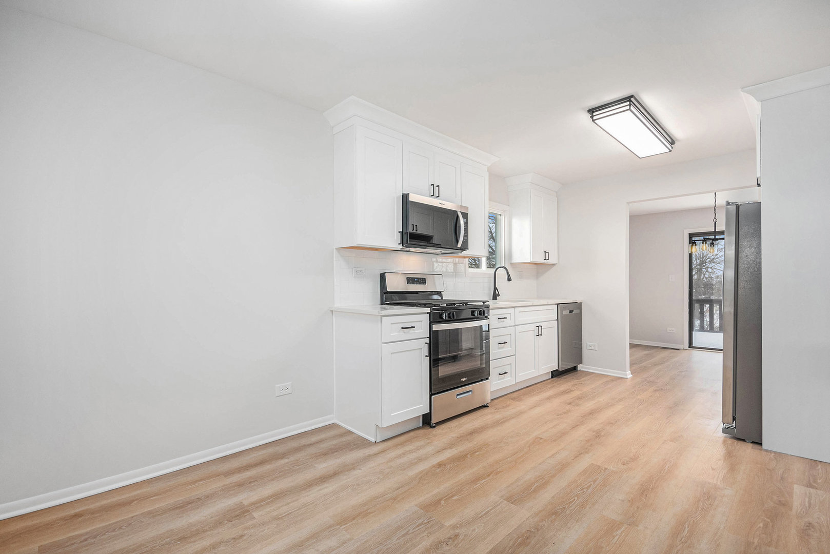 5449 Arlington Drive, Hanover Park, IL 60133