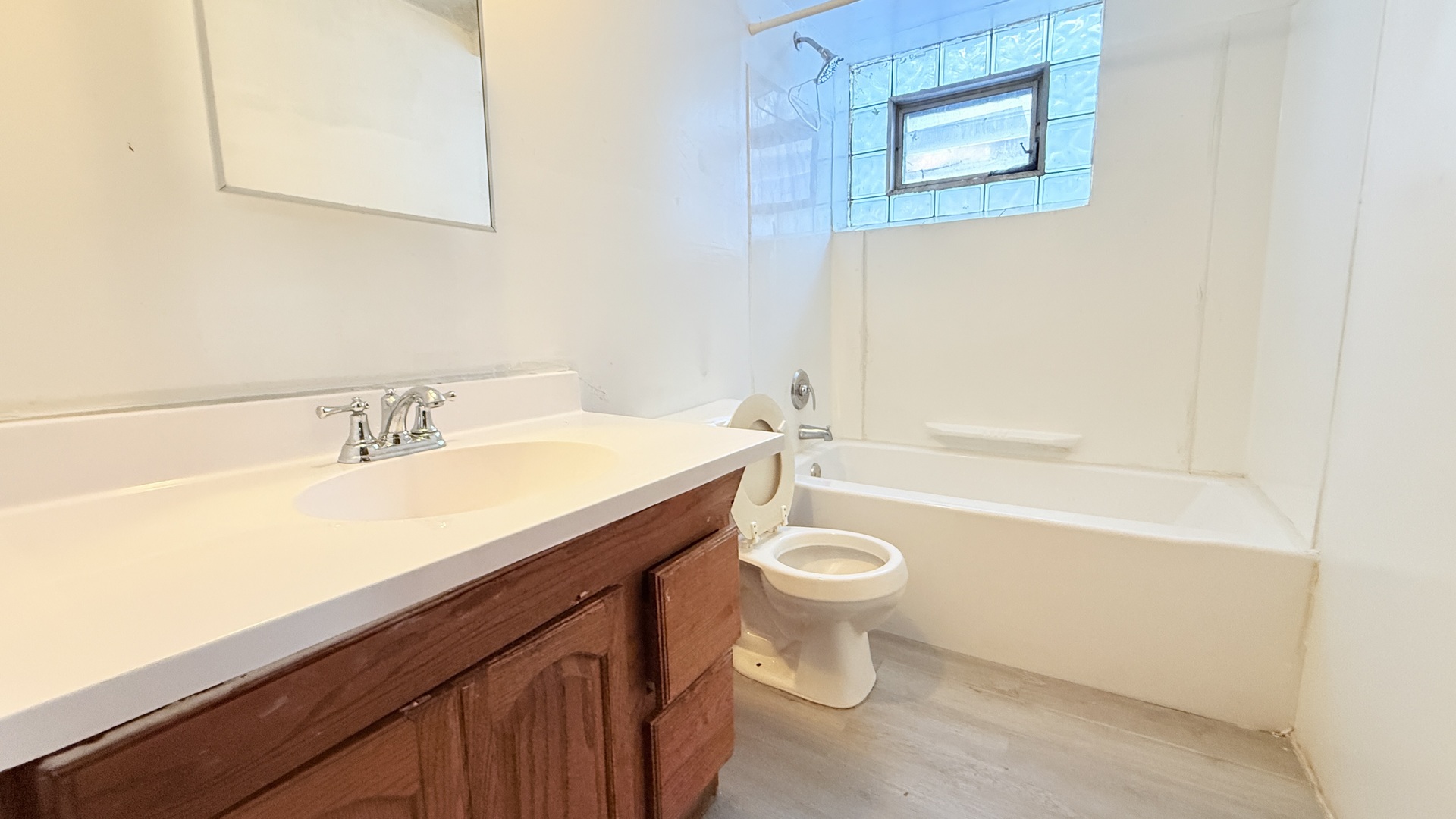 15020 woodlawn Avenue #GARDEN, Dolton, IL 60419