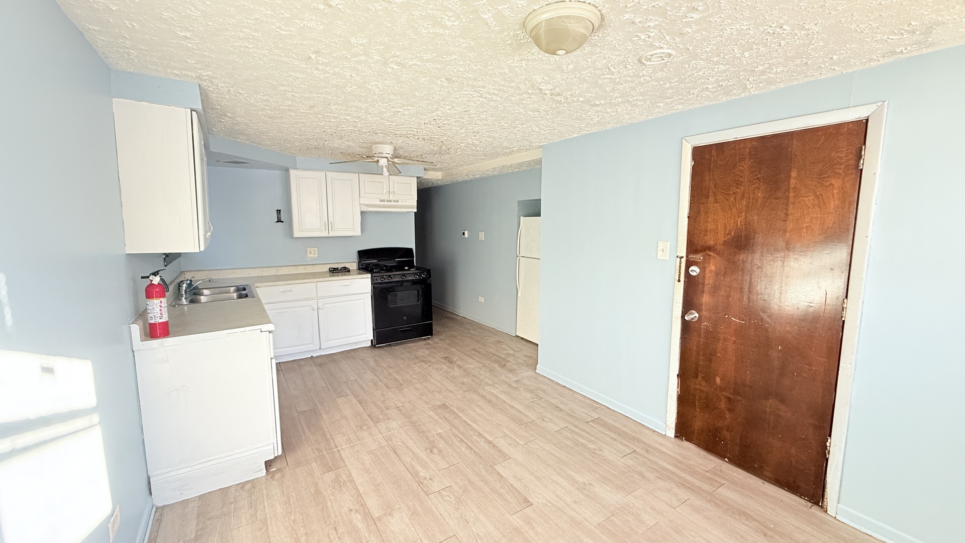 15020 woodlawn Avenue #GARDEN, Dolton, IL 60419