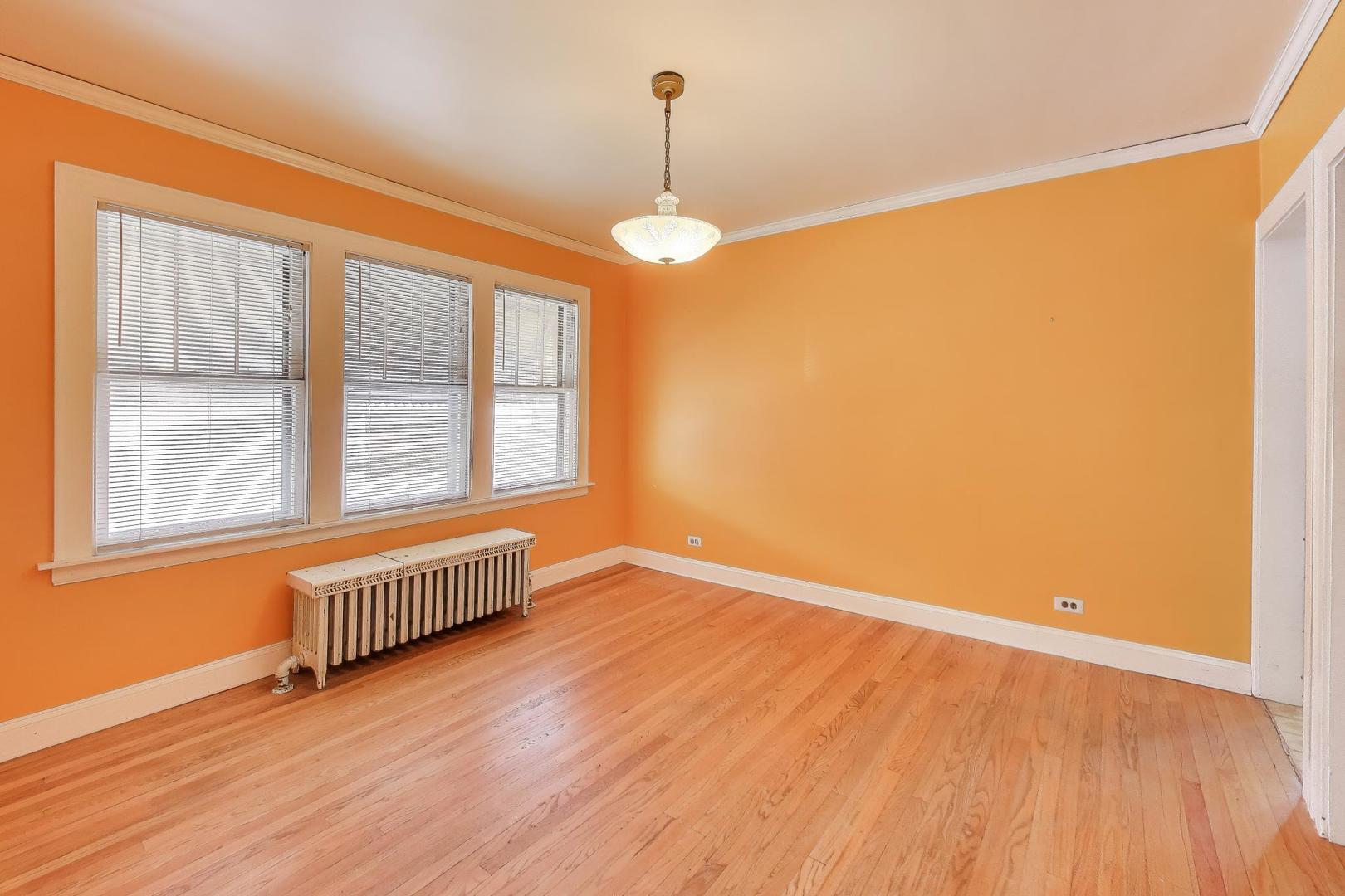 1601 Sherman Place, Des Plaines, IL 60016