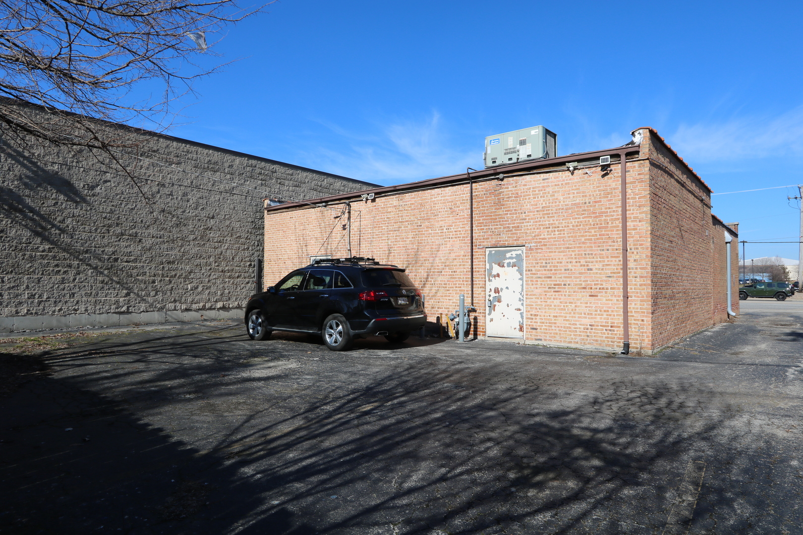 6737 W 95th Street, Oak Lawn, IL 60453