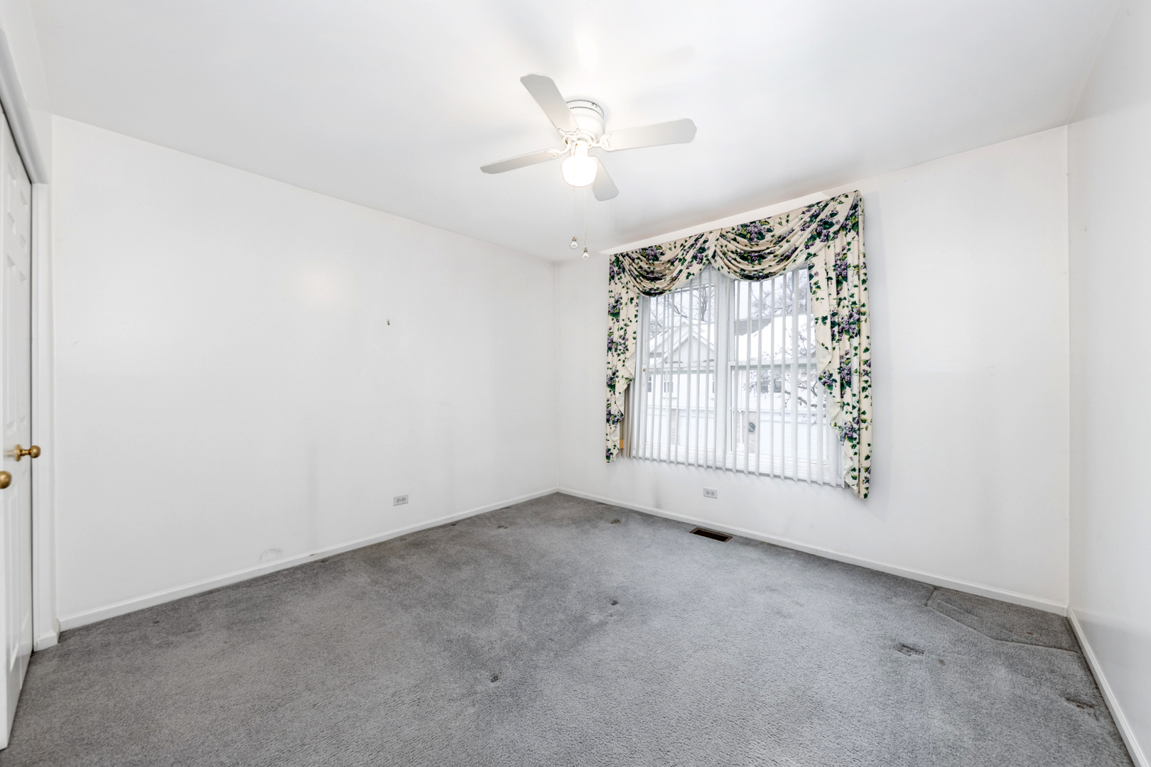 2319 Chasewood Drive, Downers Grove, IL 60515